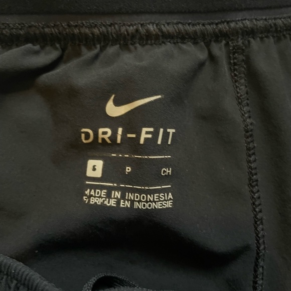 Nike Dry-fit pants - Picture 3 of 3